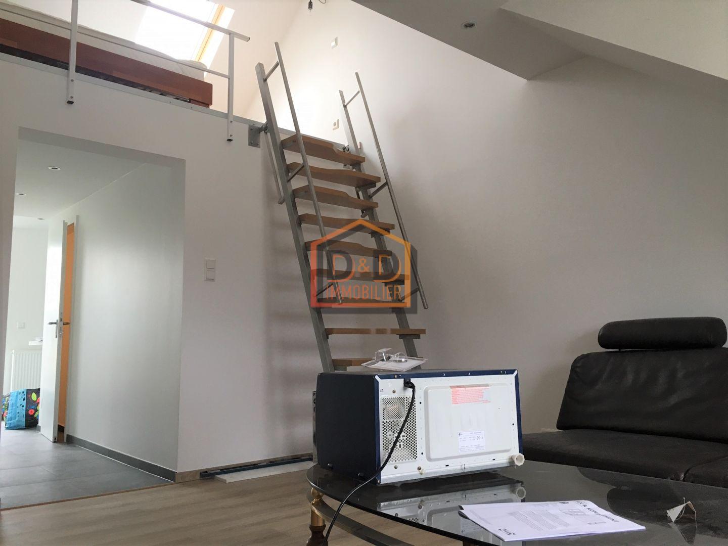 Maison à Esch-Sur-Alzette, 150 m², 4 chambres, 3 salles de bain, 1 garage, 2 970 €/mois